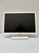 LG Flatron 22MB65PM-W 22" Monitor 1680x1050 WSXGA+ TN 5ms Pivot