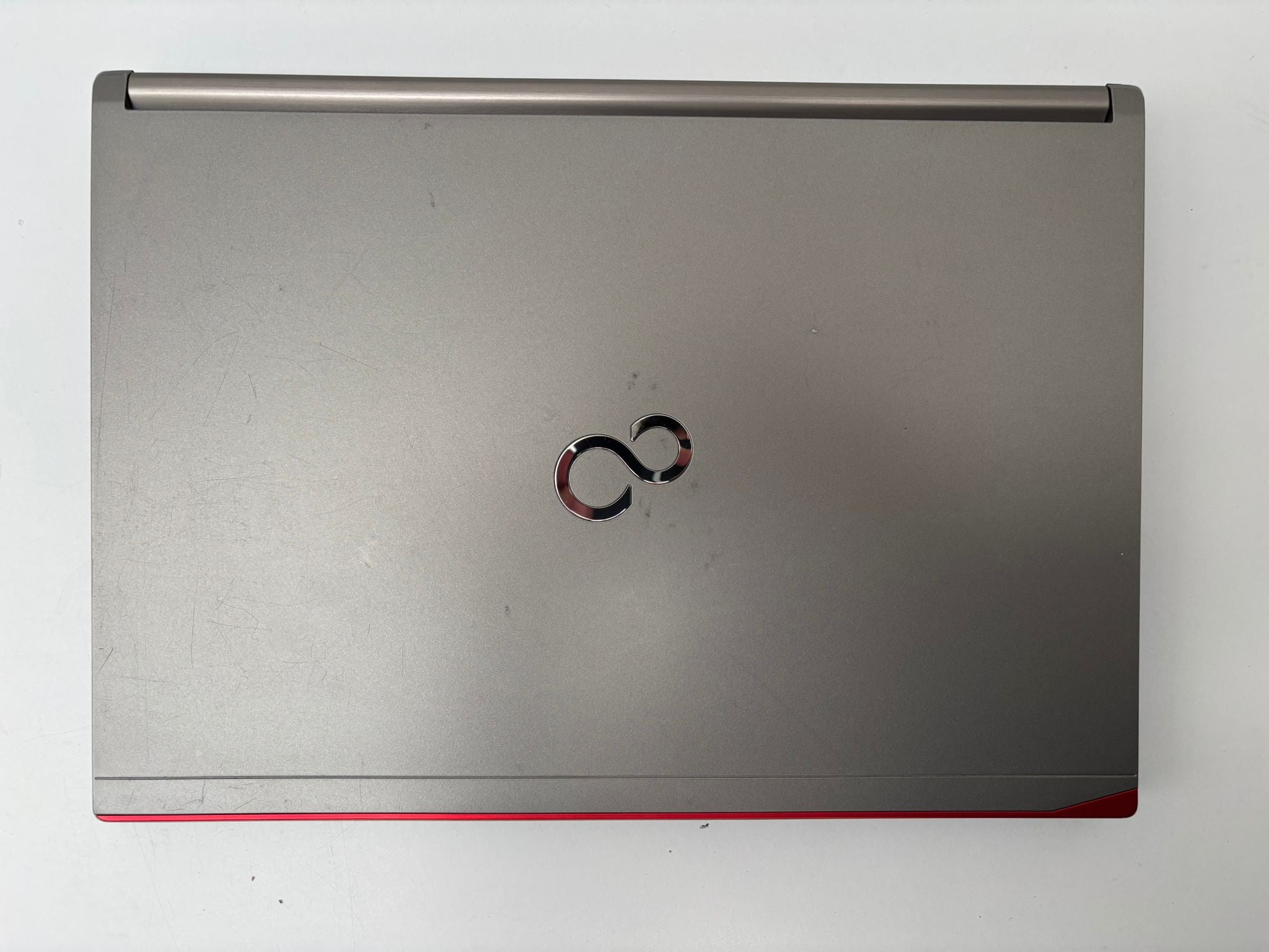 FUJITSU LIFEBOOK E736 Notebook | i5 | 8GB RAM | 256GB SSD | 13,3 Zoll | Win10Pro