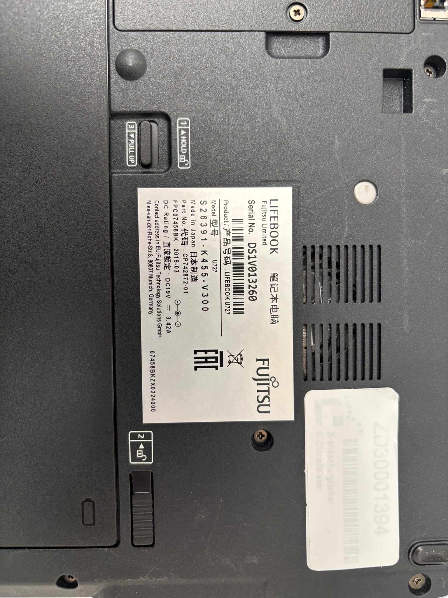 Fujitsu Lifebook U727,  Intel Core i5-6300U, 8GB Ram ,256GB SSD, TypC Win11 Pro
