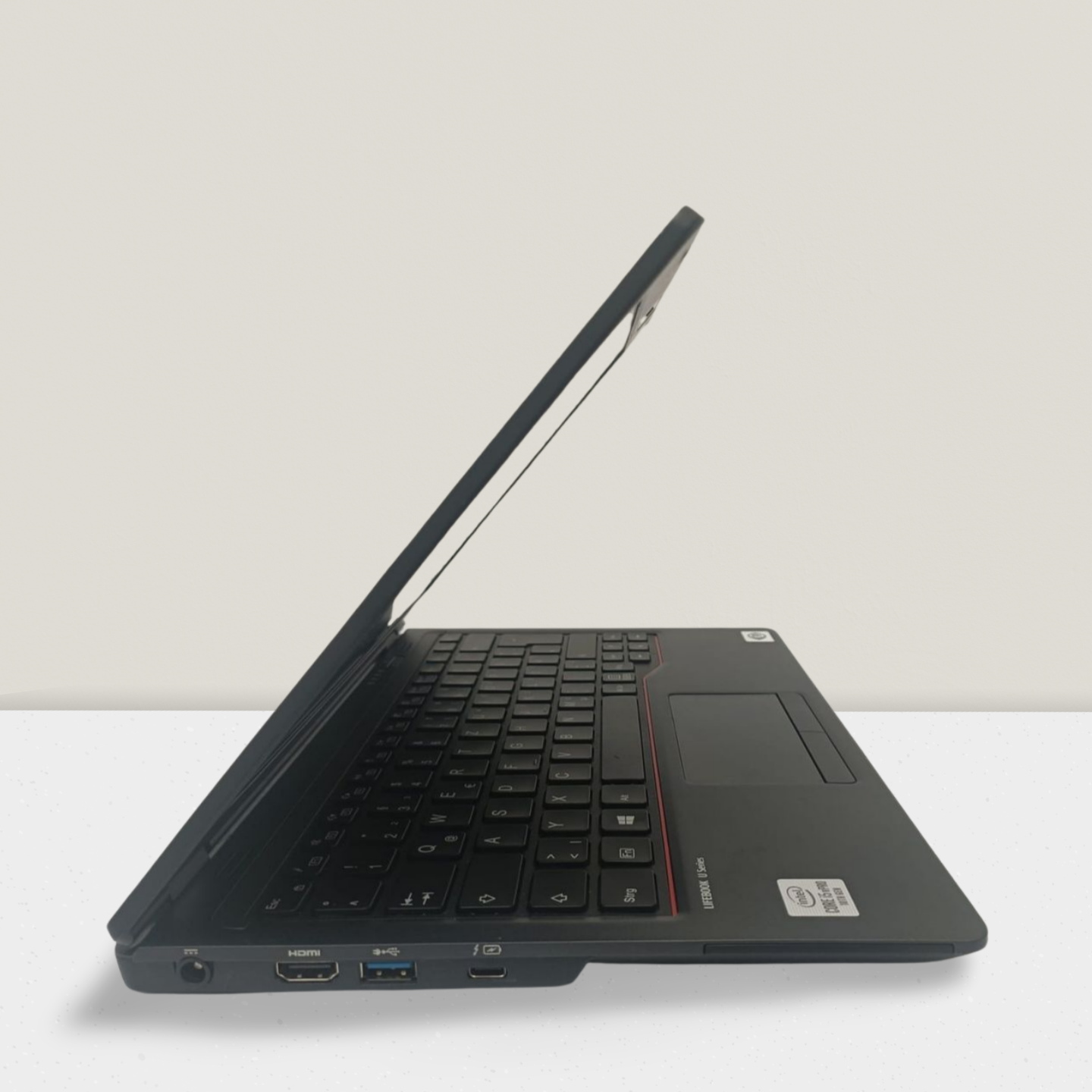 Fujitsu Laptop U7310 13,3" Laptop Intel® i5 8GB RAM 256GB m2 SSD Windows 11