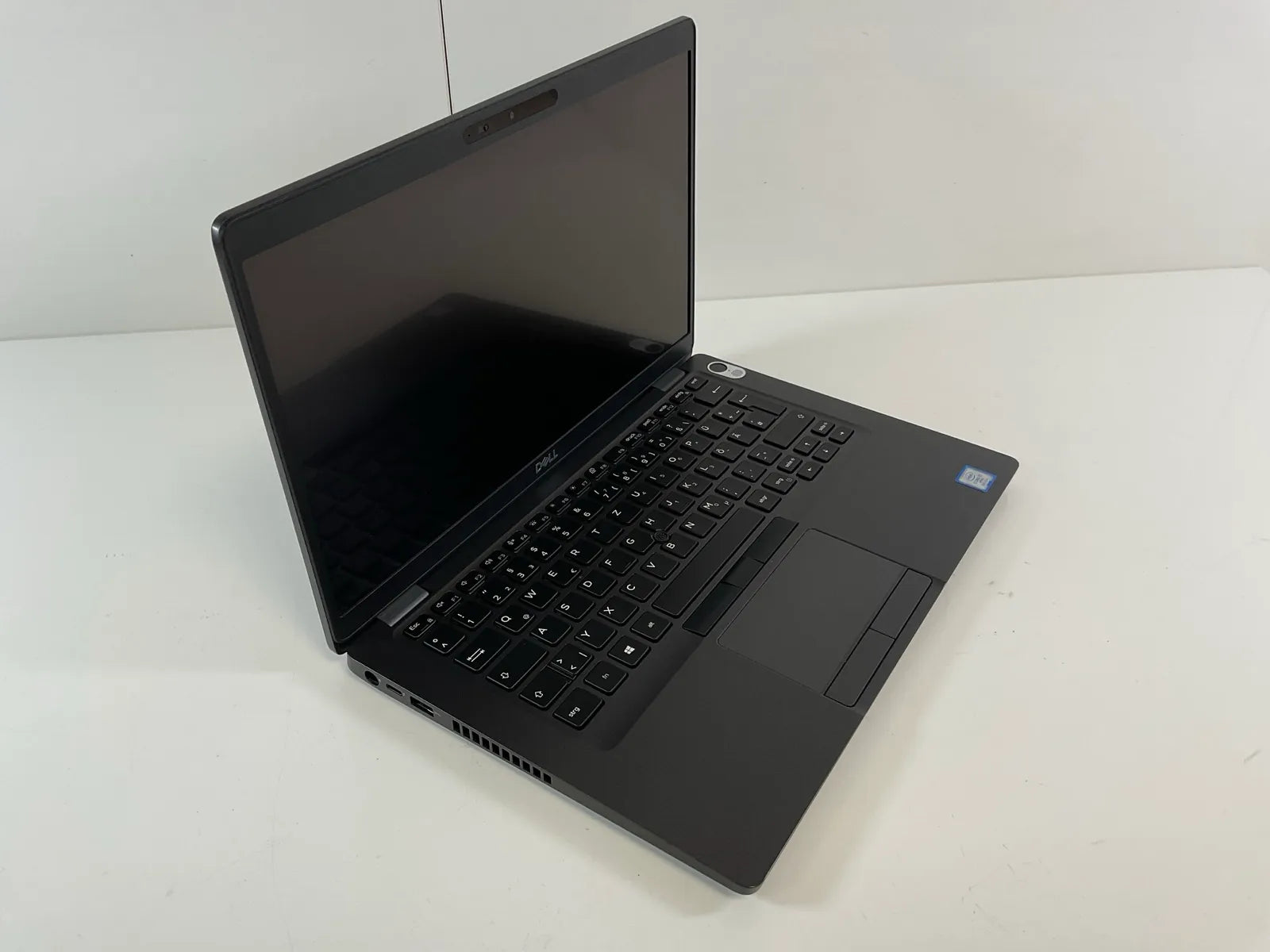 Dell Latitude 5400 14", Core(TM) i7 8. Gen , 16 GB RAM, 512 GB QWERTZ Win11 Pro