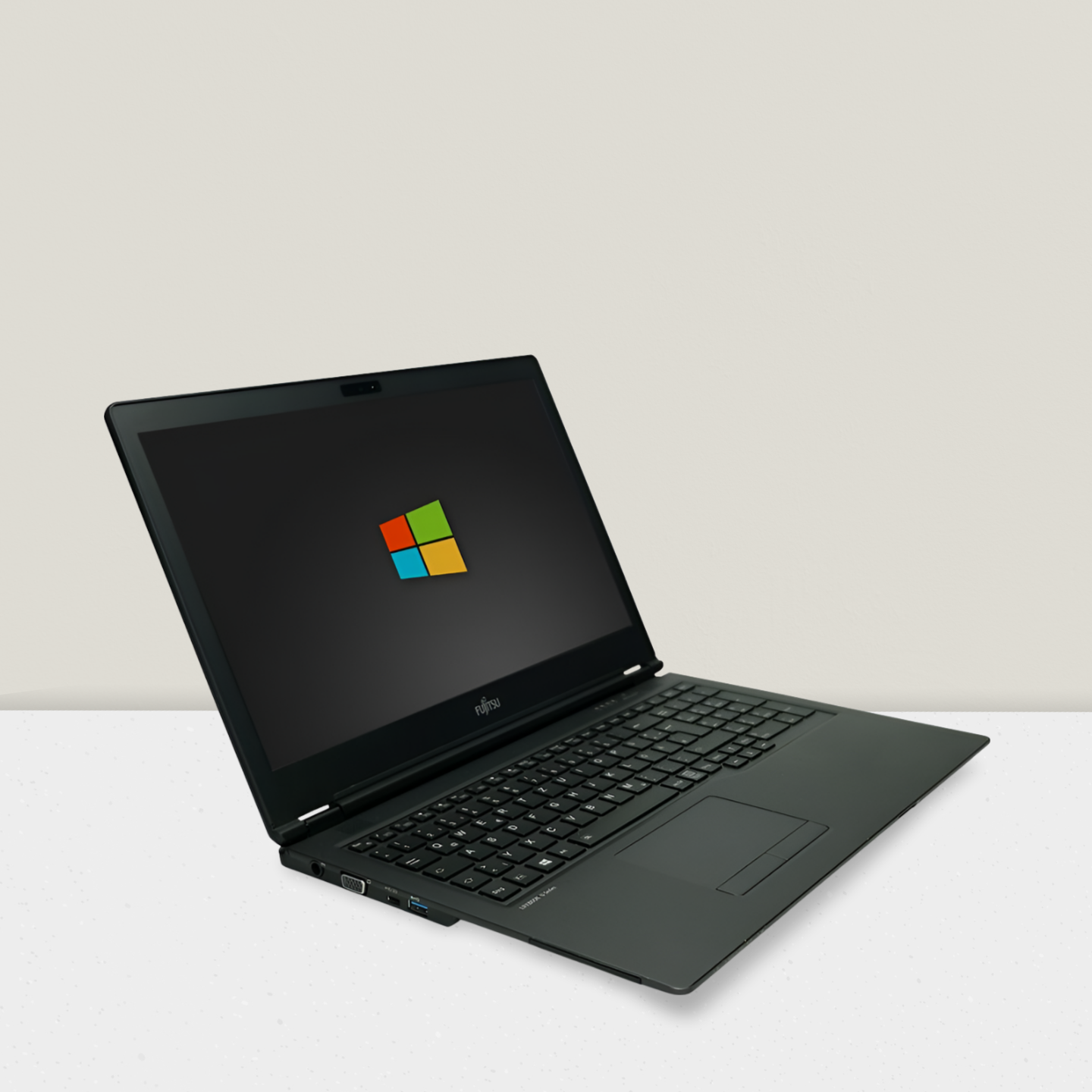 Fujitsu Laptop U759 Notebook 15,6" FHD  Intel i5-8365U 16GB RAM 512GB Win11