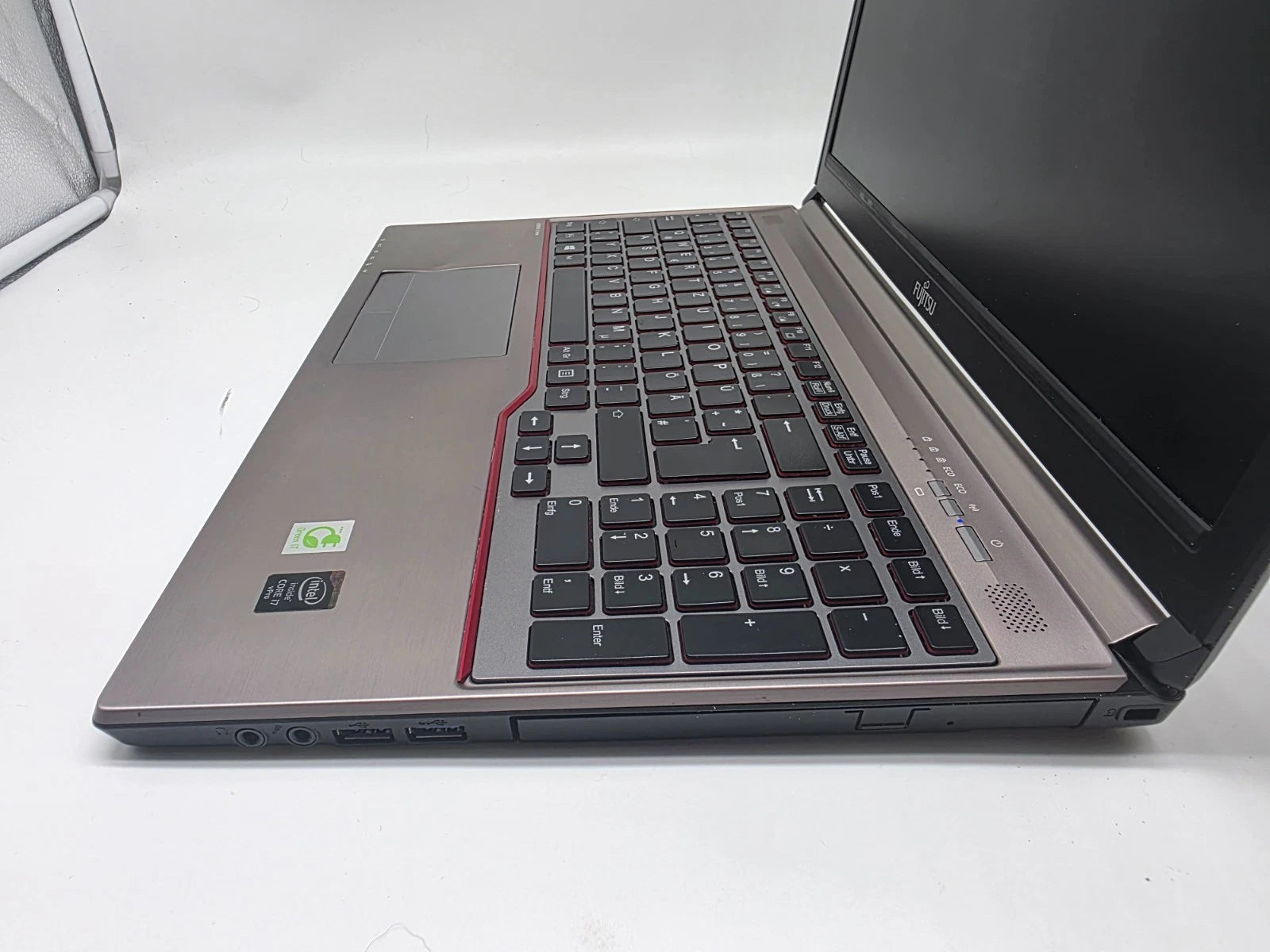 Fujitsu Lifebook E754 Intel Core i5-4300 2,60 GHz 8GB RAM 256Gb SSD Win11 Pro